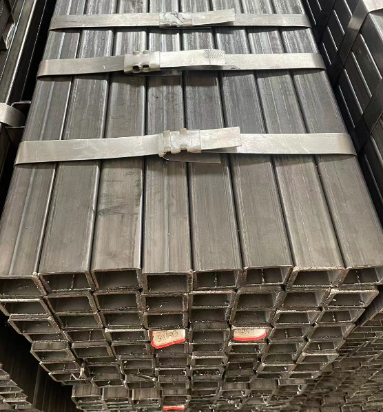 呼伦贝尔工业用梯子 镀锌管焊接梯子 铁梯子方管梯